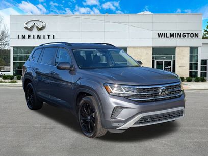 Used 2022 Volkswagen Atlas SE w/ Black Wheel Package