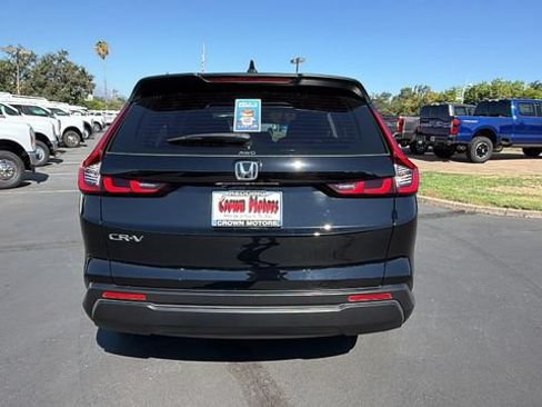 Used 2024 Honda CR-V LX image 5
