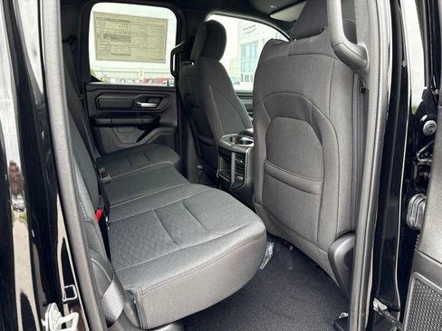 New 2026 RAM 1500 Express AWD/4WD image 13