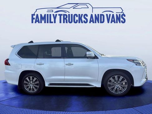 Used 2016 Lexus LX 570 4WD image 6