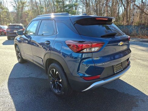 Used 2021 Chevrolet TrailBlazer LT w/ Convenience Package image 5