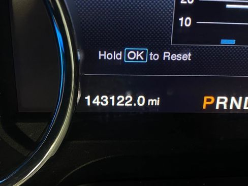 Used 2017 Ford F150 Platinum image 12