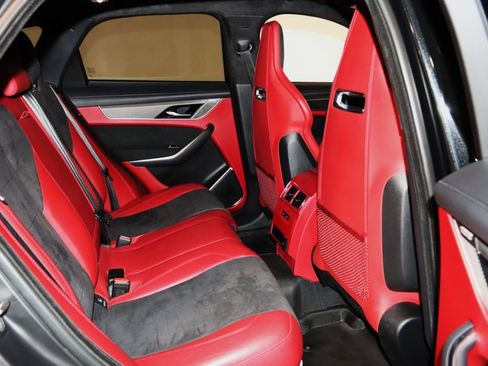 Used 2022 Jaguar F-PACE SVR AWD/4WD image 63