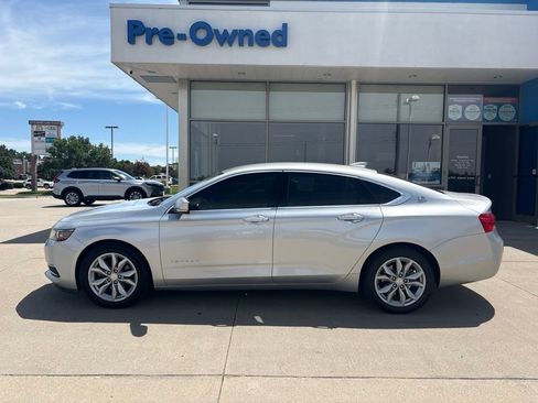 Used 2016 Chevrolet Impala LT w/ Convenience Package FWD image 8