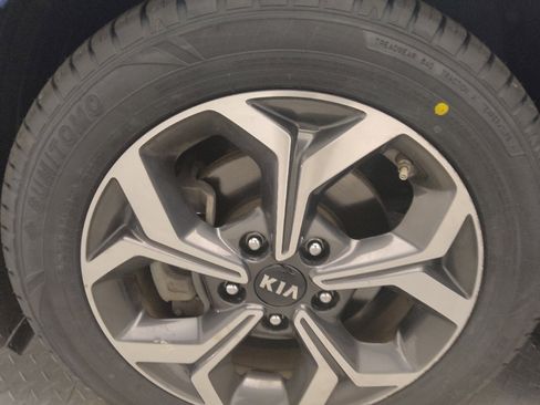 Used 2020 Kia Forte LXS image 31