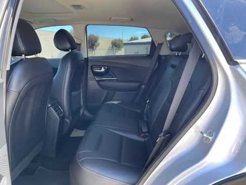 Used 2020 Kia Niro EX Premium w/ Paint Protection Package FWD image 21