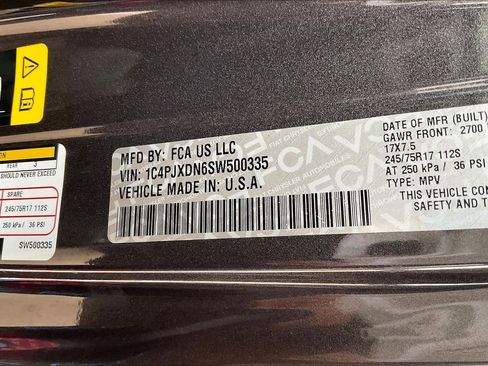 Used 2025 Jeep Wrangler Sport S image 34