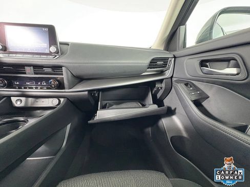 Used 2025 Nissan Rogue SV AWD/4WD image 27