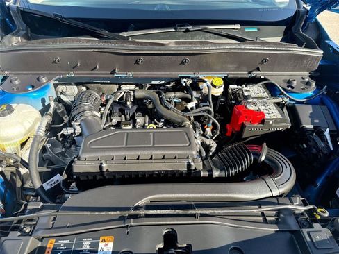 Certified 2025 Ford Bronco Sport Outer Banks w/ Outer Banks Tech Package+ AWD/4WD image 18