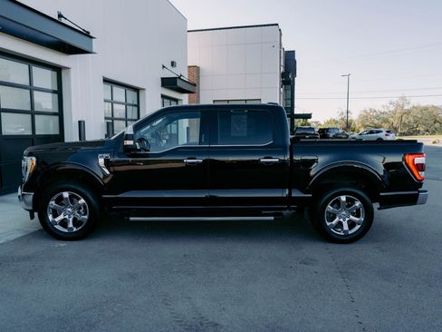 Used 2023 Ford F150 Lariat w/ Trailer Tow Package image 4