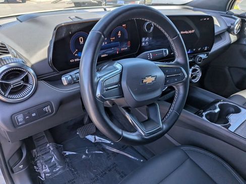 Used 2024 Chevrolet Blazer EV LT AWD/4WD image 14