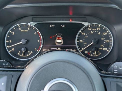 Certified 2023 Nissan Rogue SV image 21