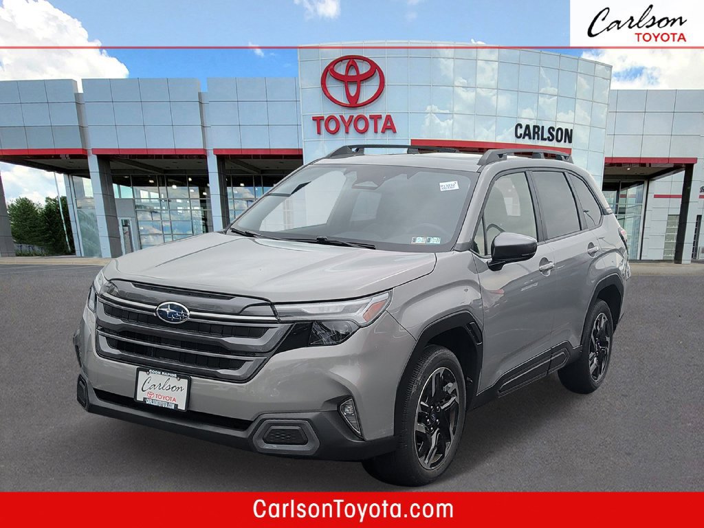 Used 2025 Subaru Forester Limited AWD/4WD image 1