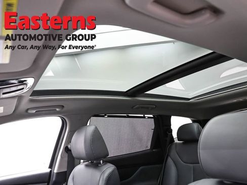 Used 2022 Hyundai Santa Fe SEL w/ Convenience + Premium Package AWD/4WD image 35