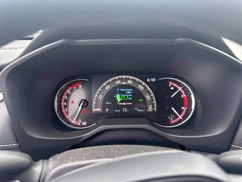Used 2025 Toyota RAV4 XLE w/ Convenience Package FWD image 15