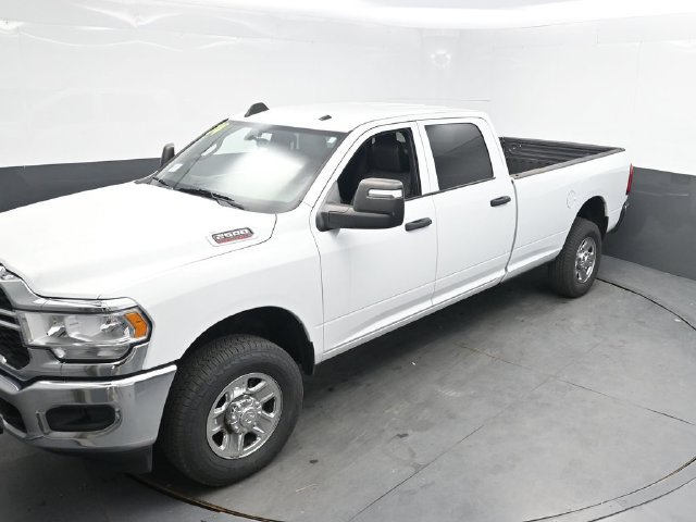 Used 2024 RAM 2500 Tradesman w/ Chrome Appearance Group AWD/4WD image 21