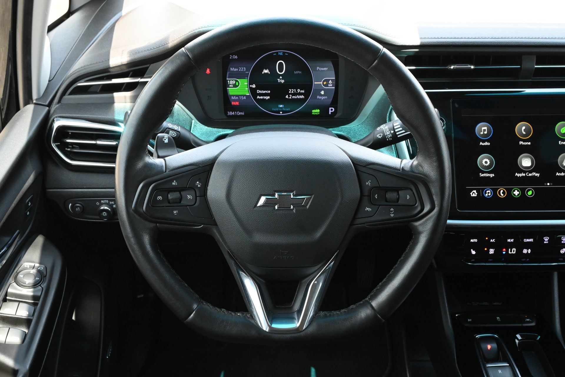 Used 2023 Chevrolet Bolt LT w/ Infotainment Package FWD image 11
