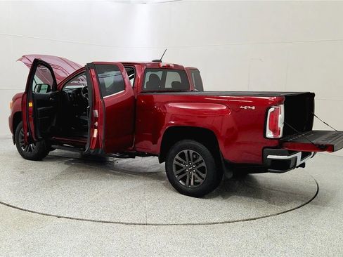 Used 2020 GMC Canyon SLE w/ Elevation Edition image 11
