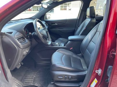 Used 2022 Chevrolet Equinox RS w/ RS Leather Package AWD/4WD image 13