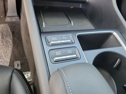 New 2025 Hyundai Sonata Limited image 29