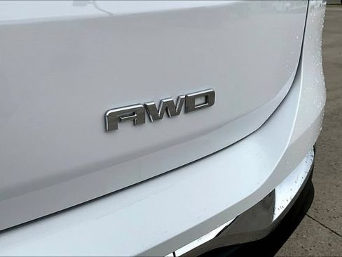 Used 2021 GMC Terrain SLT w/ LPO, Floor Liner Package AWD/4WD image 24