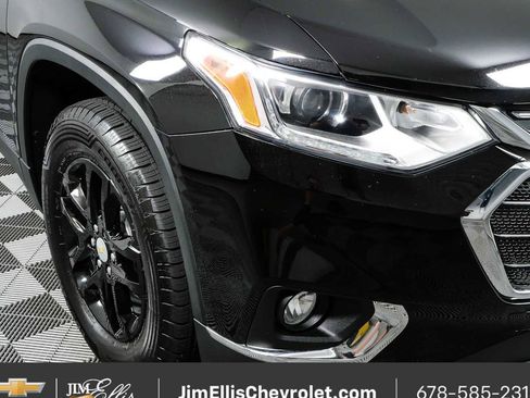Certified 2021 Chevrolet Traverse LT AWD/4WD image 37
