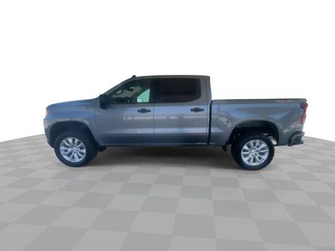 Used 2022 Chevrolet Silverado 1500 Custom w/ Safety Confidence Package AWD/4WD image 5