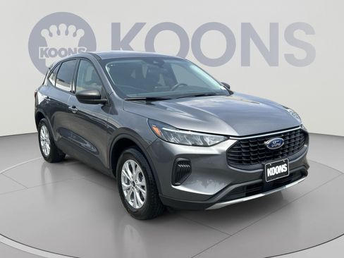 Certified 2025 Ford Escape Active AWD/4WD image 2