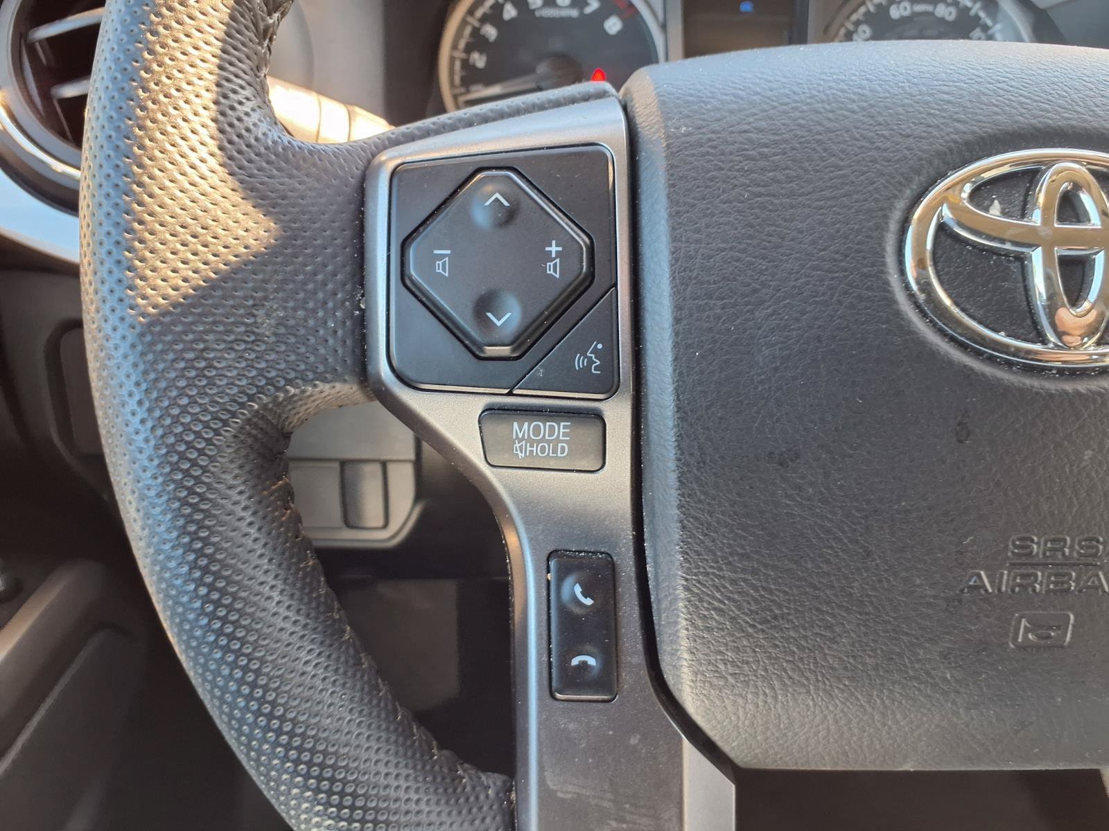 Used 2023 Toyota Tacoma SR5 RWD image 17
