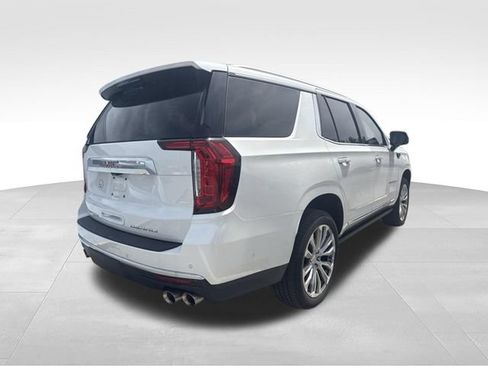 Used 2023 GMC Yukon Denali w/ Advanced Technology Package AWD/4WD image 7