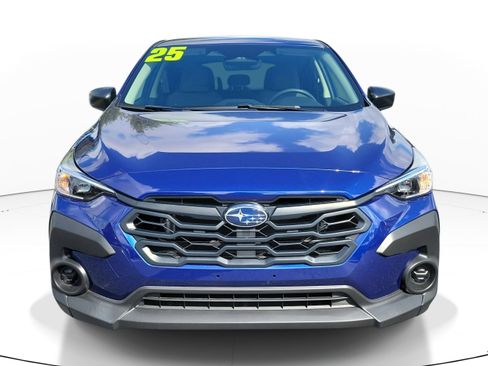 Used 2025 Subaru Crosstrek 2.0i AWD/4WD image 2