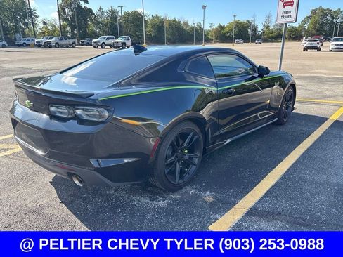 Used 2022 Chevrolet Camaro LT w/ RS Package RWD image 6
