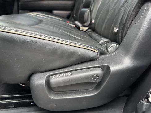 Used 2019 INFINITI QX60 Luxe w/ Essential Package image 39