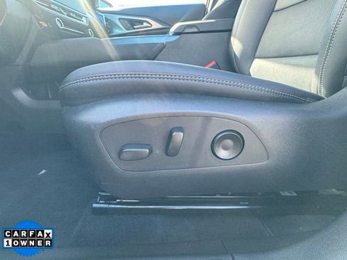 Used 2024 Chevrolet Equinox EV LT image 15