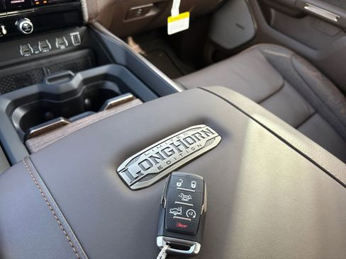 New 2026 RAM 1500 Limited w/ Off Road Group image 32