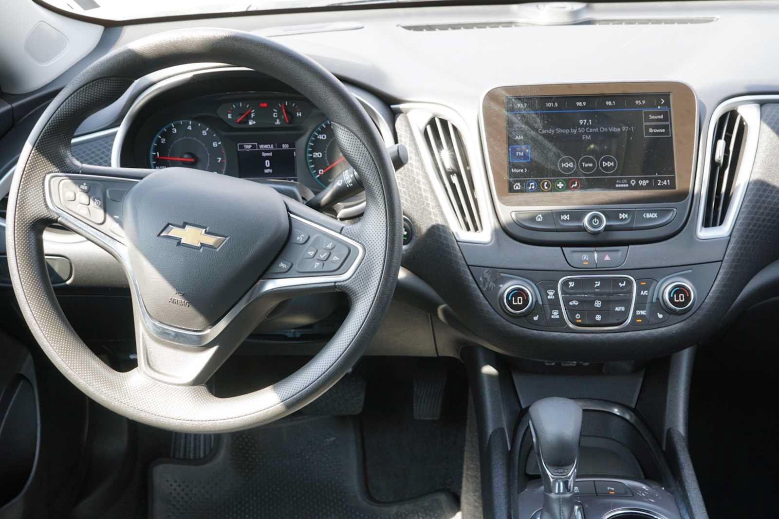 Used 2025 Chevrolet Malibu LT FWD image 22
