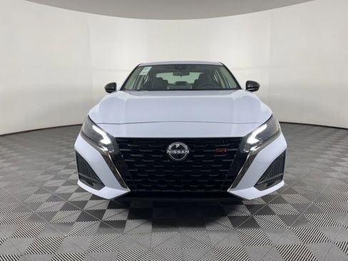 New 2025 Nissan Altima 2.5 SR w/ SR Premium Package image 3