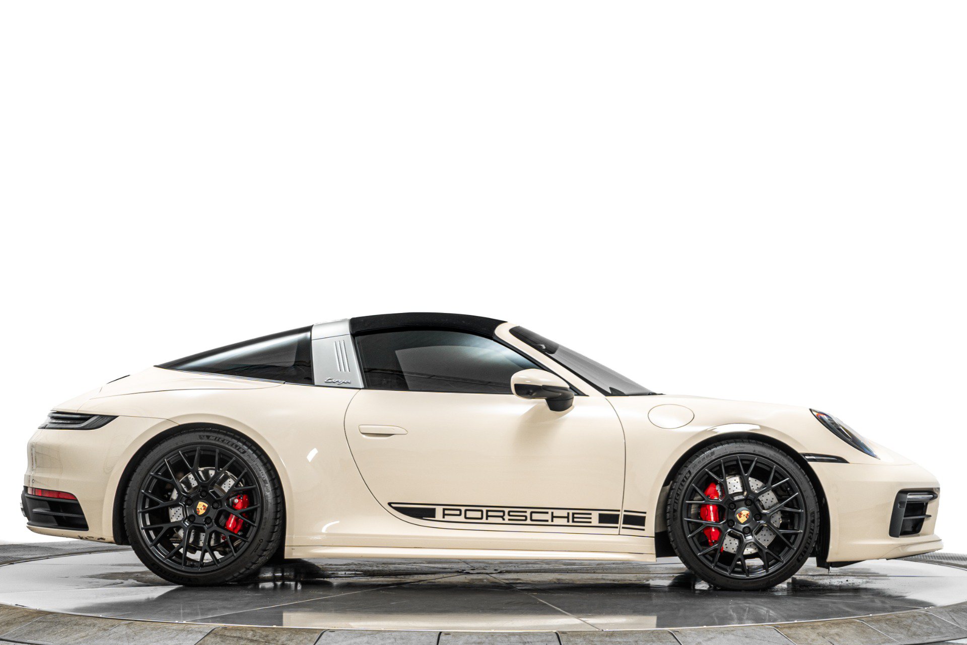 Used 2024 Porsche 911 Targa 4S AWD/4WD image 18
