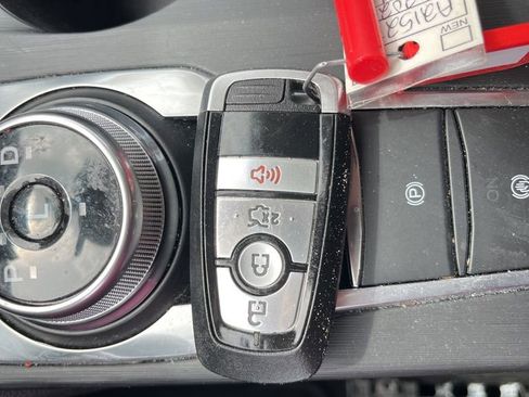 Used 2025 Ford Escape Active image 47