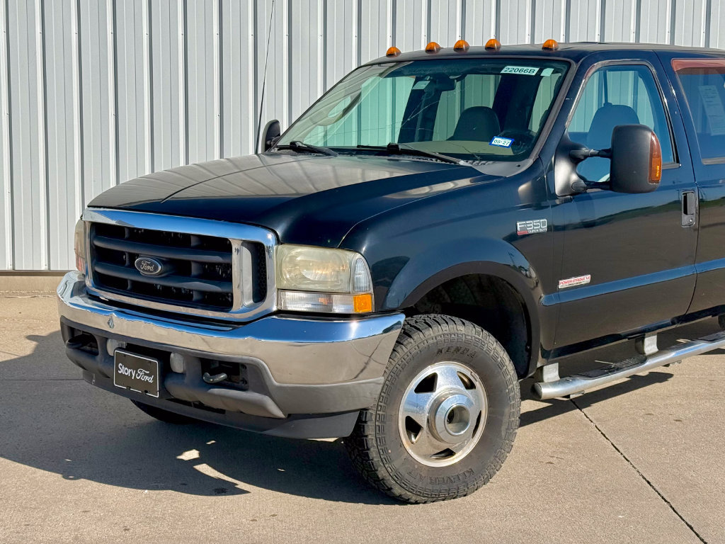 Used 2003 Ford F350 Lariat AWD/4WD image 2