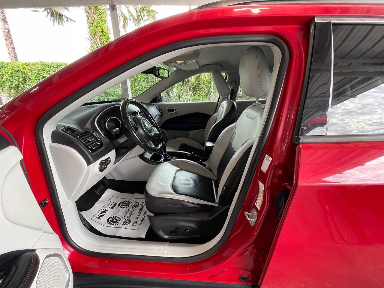 Used 2019 Jeep Compass Limited FWD image 6