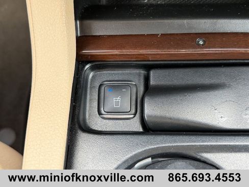 Used 2018 Mercedes-Benz GLS 550 4MATIC image 23