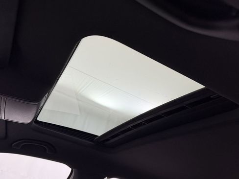 Used 2016 Volkswagen Jetta GLI SEL image 6