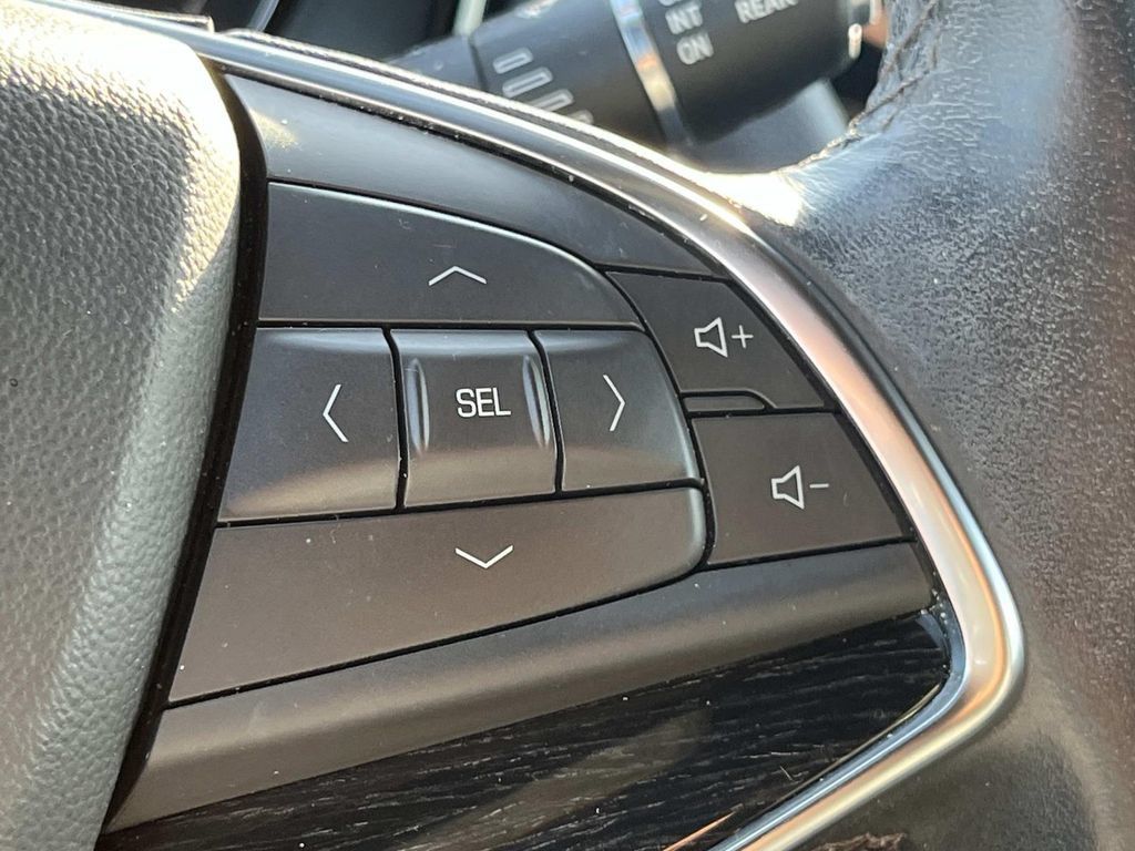 Certified 2023 Cadillac XT5 Premium Luxury w/ Technology Package FWD image 41