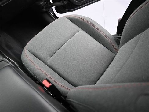 Used 2024 Jeep Gladiator Rubicon w/ Safety Group image 12