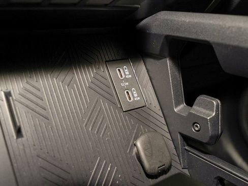 Used 2025 Toyota 4Runner TRD Off-Road Premium image 18