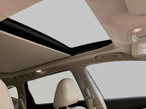 Used 2018 Nissan Murano Platinum FWD image 14