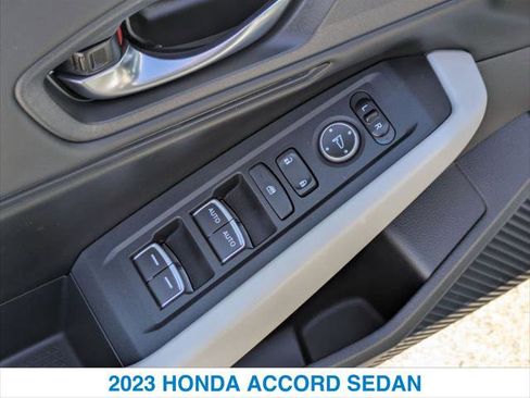 Used 2023 Honda Accord EX image 13