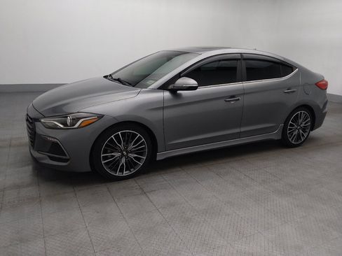 Used 2018 Hyundai Elantra Sport FWD image 2