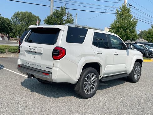 Used 2026 Toyota 4Runner Limited AWD/4WD image 15